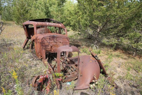 More junkyard discoveries of Windy Hill Auto Parts, New London, Minnesota