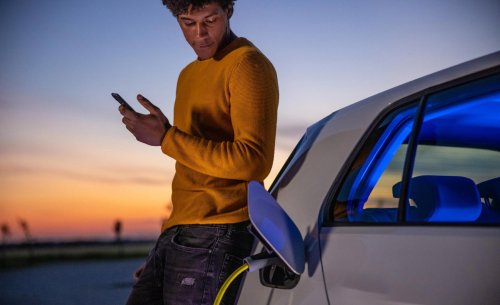 Una macroencuesta a 3.000 propietarios de coches eléctricos desvela el verdadero estado de su batería tras 200.000 kilómetros