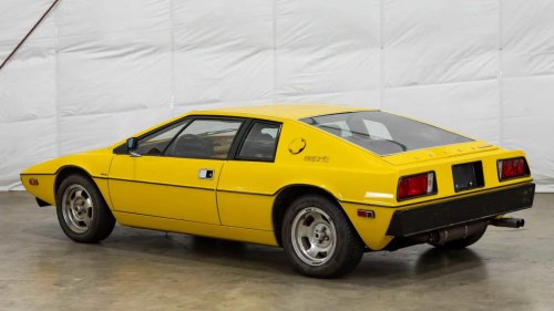 Lotus, SuperCar, Ferrari, The 1984 Lotus V8 supercar built to hunt Ferrari that only exists as one prototype
