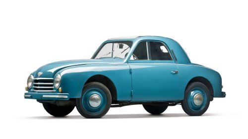 The first production car with fuel injection