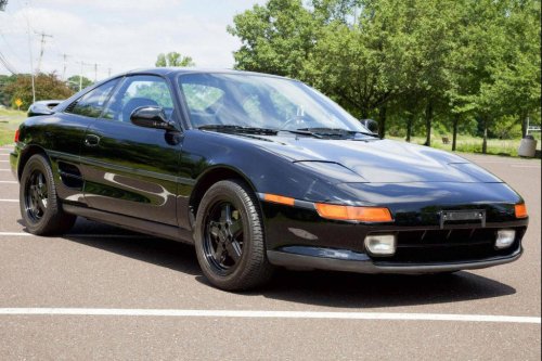 30 ’90s sports cars we’d love to drive today