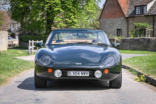 30 ’90s sports cars we’d love to drive today