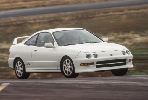 30 ’90s sports cars we’d love to drive today