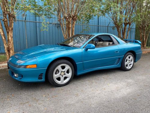 30 ’90s sports cars we’d love to drive today