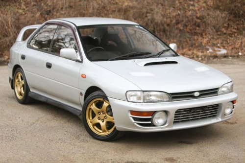 30 ’90s sports cars we’d love to drive today