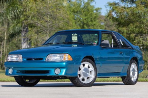 30 ’90s sports cars we’d love to drive today