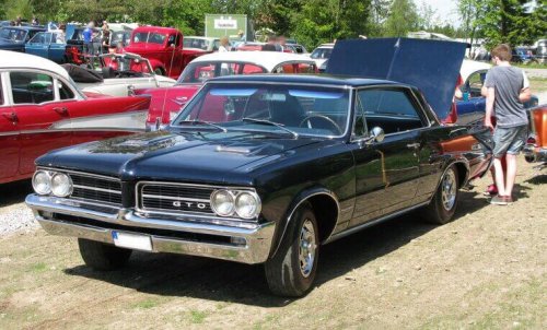 Muscle Cars, Muscle cars that peaked in their first year and were never as good
