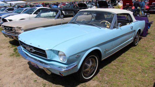 10 cars from the 1964–1971 horsepower wars that still feel larger than life