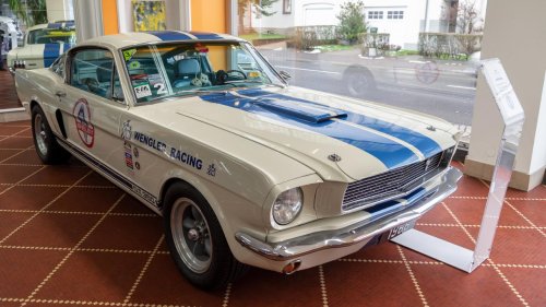 Muscle Cars, 8 cars that hinted the muscle car revolution was coming