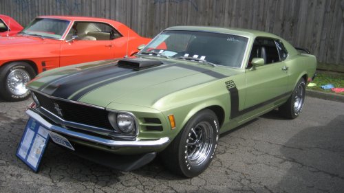 12 muscle cars from the 1960s and early 1970s that made ordinary roads feel exciting