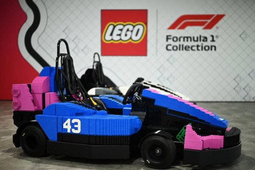 From Miami to Silverstone: F1's drivers parade gets a brick-built sequel