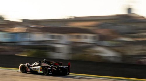 Cadillac arrasa a una vuelta por partida doble