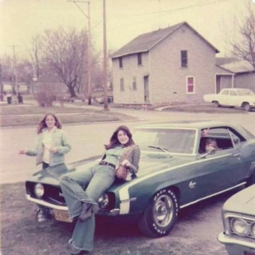 25 photos of 1970s muscle cars dominating the road