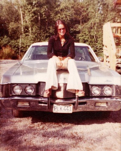 25 photos of 1970s muscle cars dominating the road