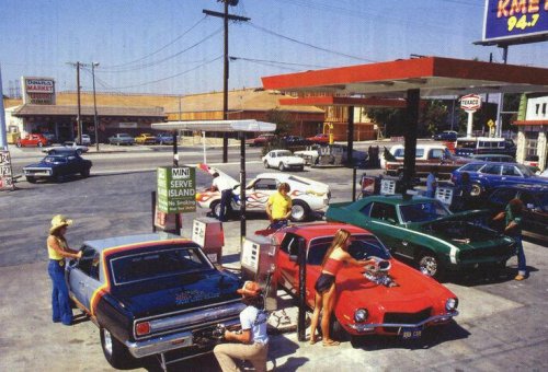 Muscle Cars, 25 photos of 1970s muscle cars dominating the road