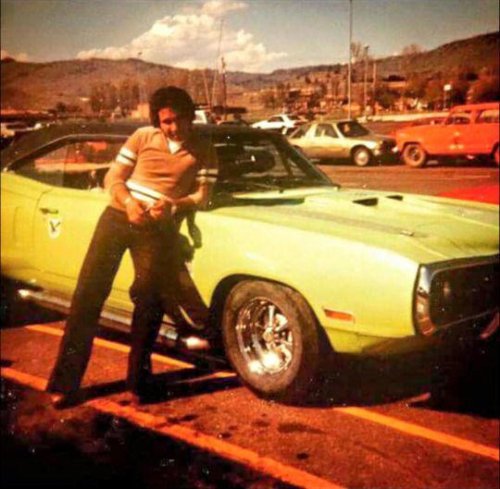 25 photos of 1970s muscle cars dominating the road