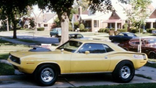 25 photos of 1970s muscle cars dominating the road