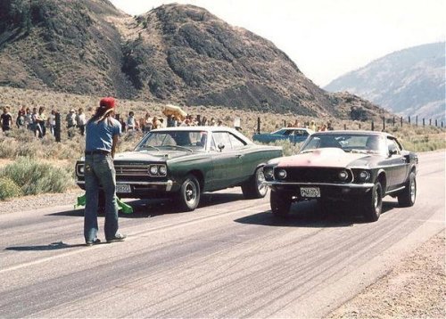 Muscle Cars, 25 photos of 1970s muscle cars dominating the road