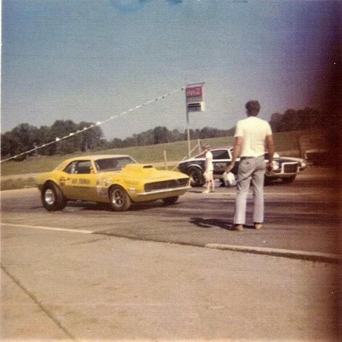 25 photos of 1970s muscle cars dominating the road