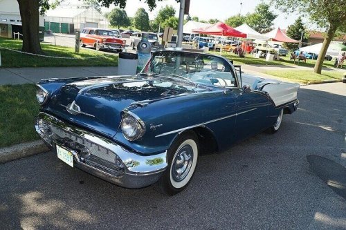 Iconic cars from the 1950s that set the ultimate standard for the golden era