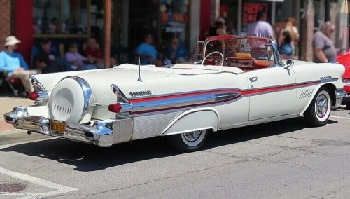 Iconic cars from the 1950s that set the ultimate standard for the golden era