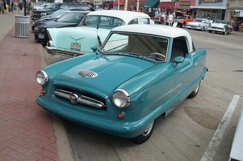 Iconic cars from the 1950s that set the ultimate standard for the golden era