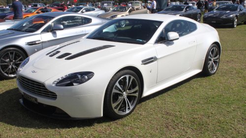 10 collector cars that look better every year