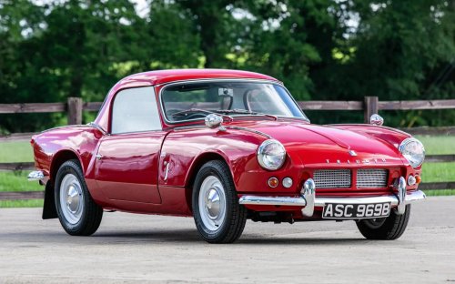 Lewis Hamilton’s father sells classic car collection for £1.7m