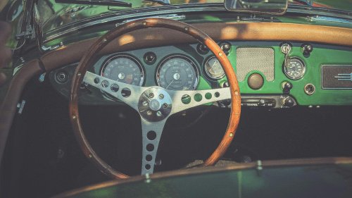 10 car trends that disappeared quickly &amp; 10 that are making a comeback