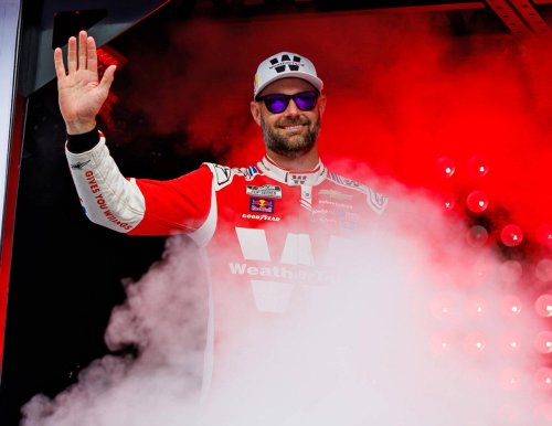 15 NASCAR drivers with a background in dirt racing