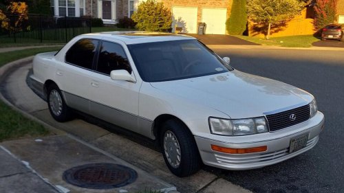 20 overbuilt cars that keep running past 300,000 miles