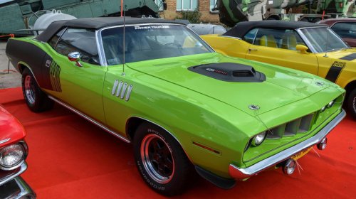 Here's how fast a 1971 Plymouth Hemi 'Cuda really is