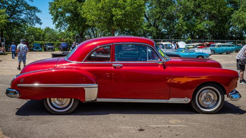 Muscle Cars, Why Some Car Experts Believe The Oldmobile 88 Is One Of The First Muscle Cars Ever Made