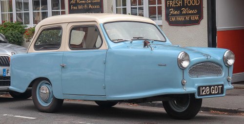 The 15 weirdest cars from the 1960s