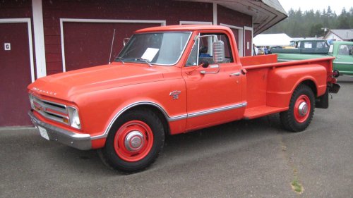 19 farm trucks that outlasted every warranty they were ever given