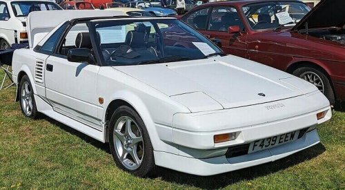 Retro cars hiding surprisingly powerful engines