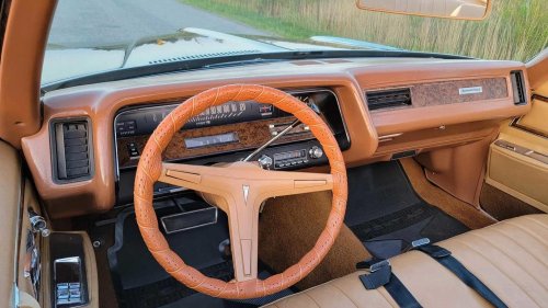 The 1970 Pontiac luxury cruiser hiding 500 lb-ft and GTO-grade firepower