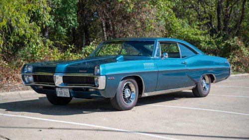 Detroit, Two of Detroit's most famous 428 big-blocks were actually 427s