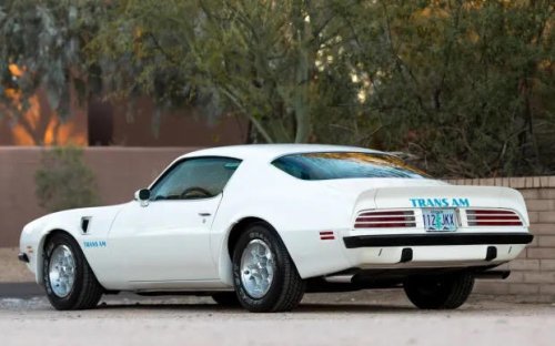 16 1970s muscle cars burning major rubber