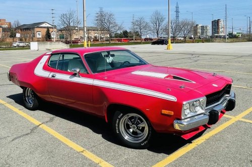 16 1970s muscle cars burning major rubber