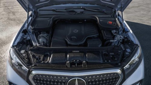 The updated Mercedes SUV has over 3,000 new parts, and you’d never guess why