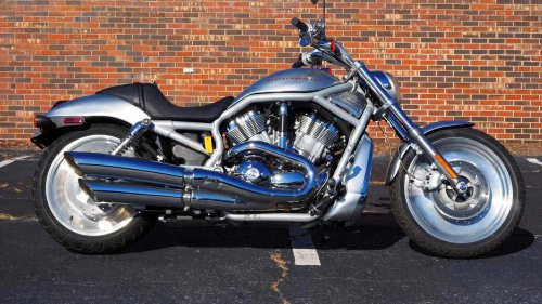 The forgotten Harley-Davidson V-Rod that could outrun a Porsche 911