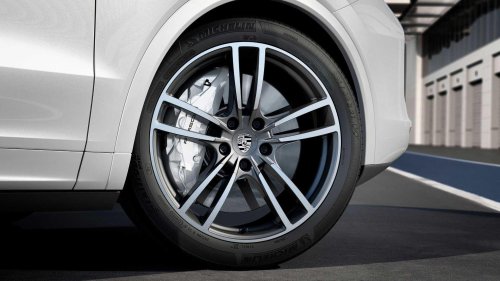 Porsche, Porsche Cayenne, Honda, Honda CR-V, Porsche’s most reliable Cayenne is going for new Honda CR-V money right now