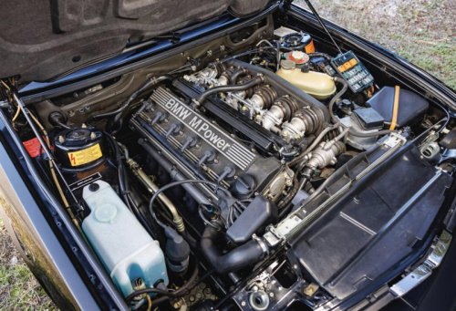 BMW, BMW M5, Rare E28 BMW M5 sets record with $195K sale