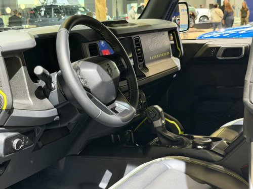 Ford | Ford Bronco | Ford Bronco RTR up close looks ready to have fun with the Raptor