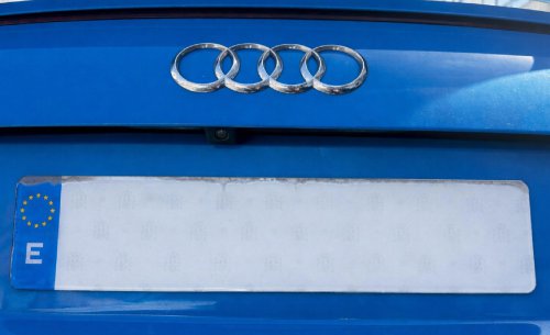 El detalle que puede estropear la imagen de un coche sin que te des cuenta y tiene fácil solución