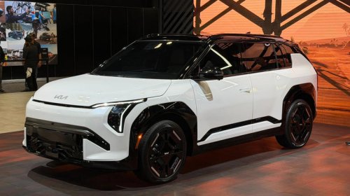 Here's every car that debuted at the New York International Auto Show