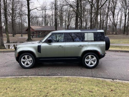 Land Rover Defender recalled over 3rd row seat belts