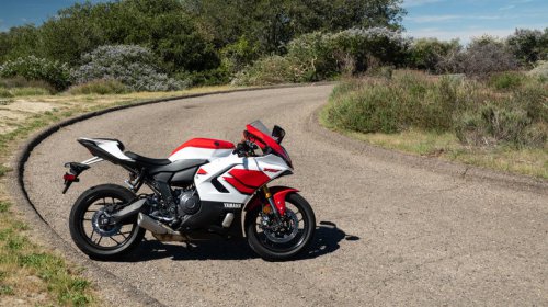 Riding Yamaha's new 2026 R7 shows just how much sport bike you get for under $10,000