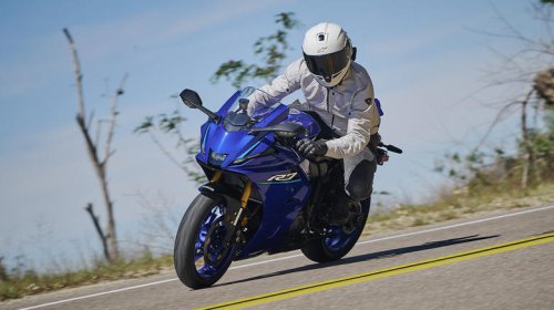 Riding Yamaha's new 2026 R7 shows just how much sport bike you get for under $10,000
